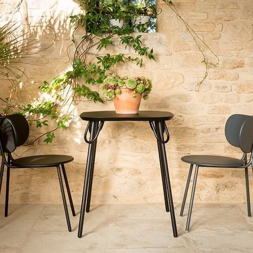 Contemporary dining table - swim duo - bibelo - painted metal / painted metal base / square