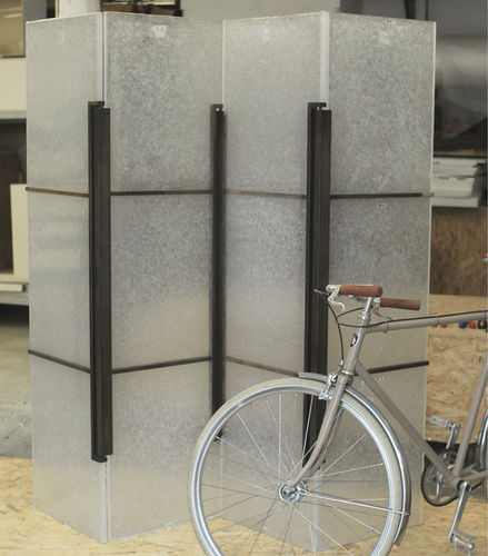 Contemporary screen - PDV - Atelier Stefan Leo - glass / bronze