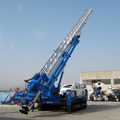 Diesel engine drilling rig - SM-28  - SOILMEC S.P.A. - rotary / tophammer / construction