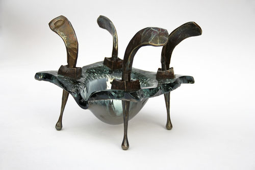 Pedestal ashtray - Ashtray - PlusObject - glass / for domestic use