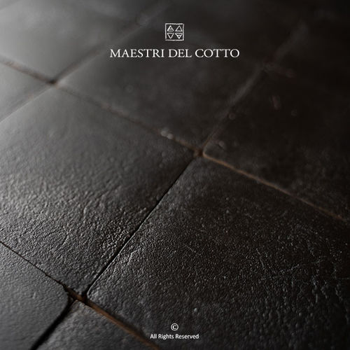 Interior wall-covering - COTTO SMALTATO CARBONE - MAESTRI DEL COTTO - terracotta / smooth / matte finish