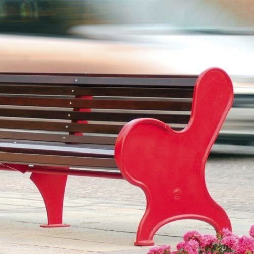 Contemporary public bench - MENDINI AMEBA - Ghisamestieri - hardwood / cast iron / with backrest