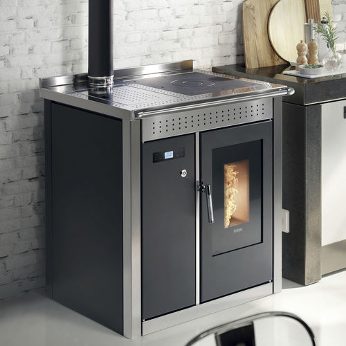 Boiler stove with cooktop - SMART 80 - Klover - pellet / 20 kW...50 kW / free-standing