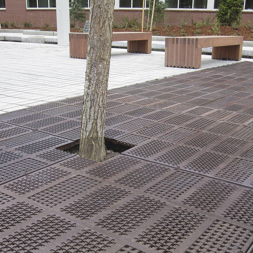 Square tree grate - EXPLORA - EXX72-72I99TG	 - IRON AGE DESIGNS - cast iron