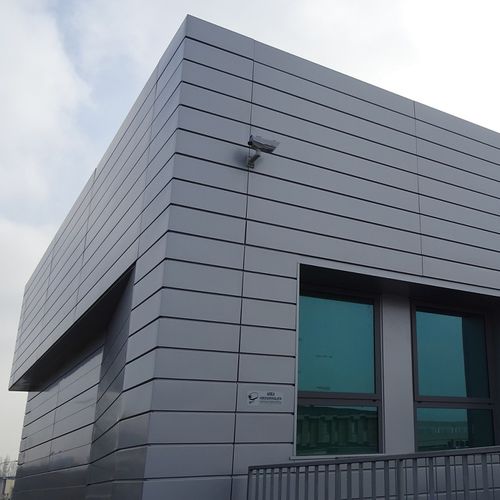 Strip cladding - Cantori srl - metal / vertical / horizontal