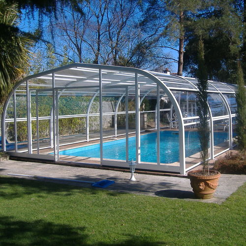 outdoor swimming pool enclosures