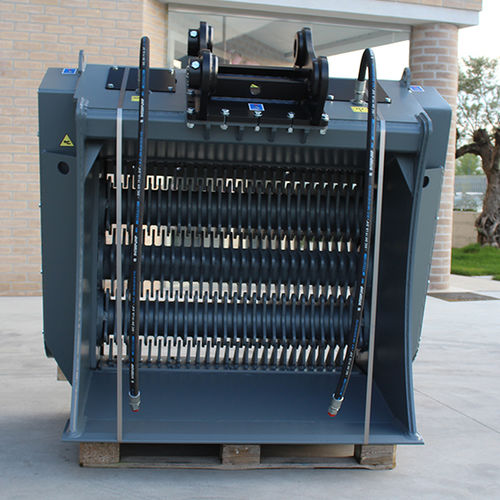 Standard bucket - CDS SERIES - CM Srl - crusher / screening / for backhoe loaders