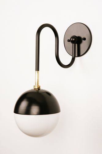 Contemporary wall light - BALISE - ATELIER DE TROUPE - indoor / brass / opalescent glass