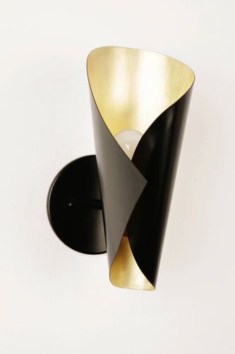 Contemporary wall light - CIGALE SINGLE - ATELIER DE TROUPE - indoor / brass / curved