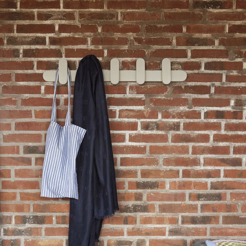 Wall-mounted coat rack - Merry - Hübsch A/S - original design / ash / black