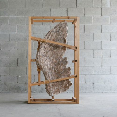 Wooden sculpture - Cage n° 1 - Ala Nike di Samotracia, 2017 - San Polo Art Gallery | Contemporary Art & Design i - jesmonite / handmade / Made in Italy