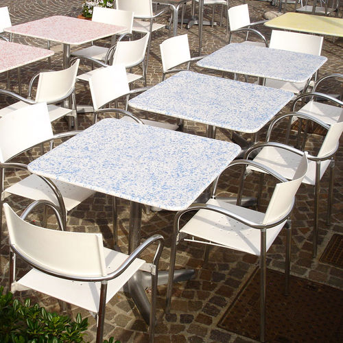 Contemporary table - Monolite Ipergres - ceramic / metal base / square