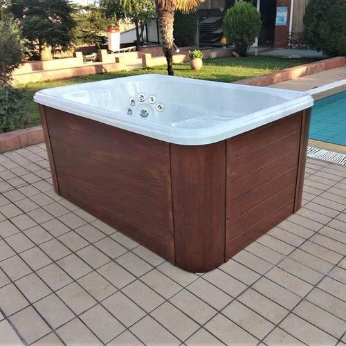 Wooden bathtub - MARA - hydrobs - acrylic / 4-seater / 3-seater