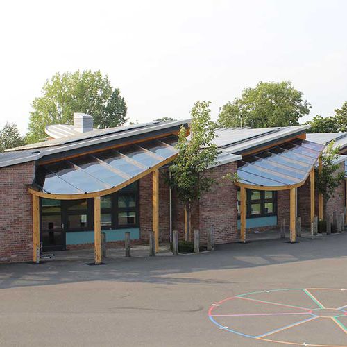 Entrance canopy - BESPOKE - SETTER PLAY - for commercial buildings / wooden frame / glass