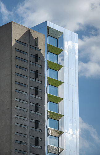Aluminum wall cladding panel - AZ Sint-Jan Brugge - ALUCOBOND - for facade / reflective / natural