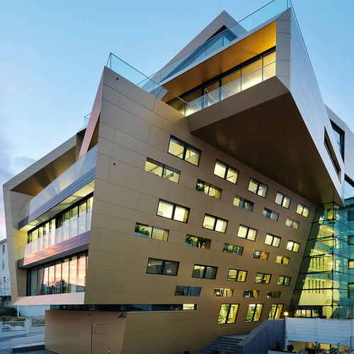 Panel cladding - RAIFFEISEN FINANCE CENTER BURGENLAND - ALUCOBOND - aluminum / composite / interlocking