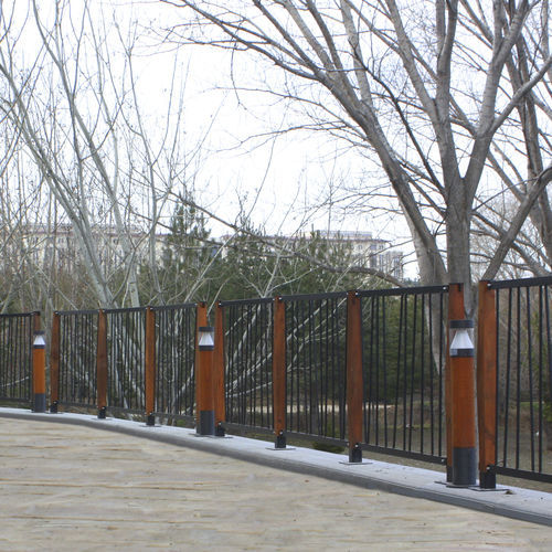 Garden bollard light - IRANO - BSI LIGHTING TECHNOLOGIES INC. - contemporary / stainless steel / cast aluminum