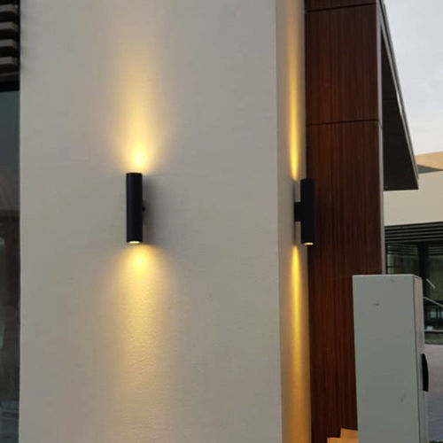 Contemporary wall light - ITUBO - BSI LIGHTING TECHNOLOGIES INC. - indoor / tempered glass facing / cast aluminum