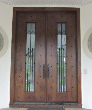 Entry door - OLD WORLD : OW-228 - Granddoors - walnut / swing / semi-glazed