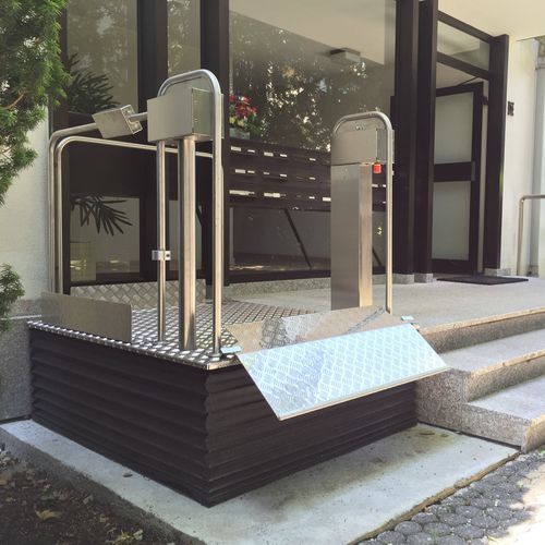 Wheelchair lifting platform - MB750 - liftwerk - for building / professional / outdoor