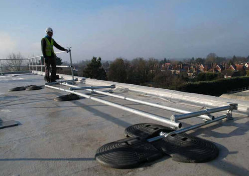 Edge fall protection - KEEGUARD FOLDSHIELD - Kee Safety