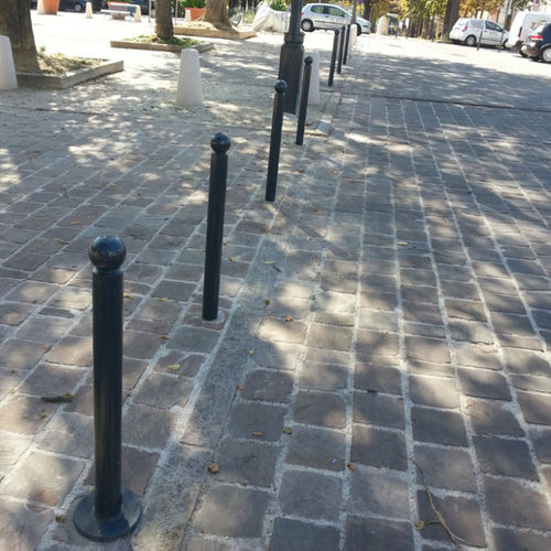 Security post - BOULE - Activia Mobilier Urbain - removable / steel / made of thermo-hardening plastic