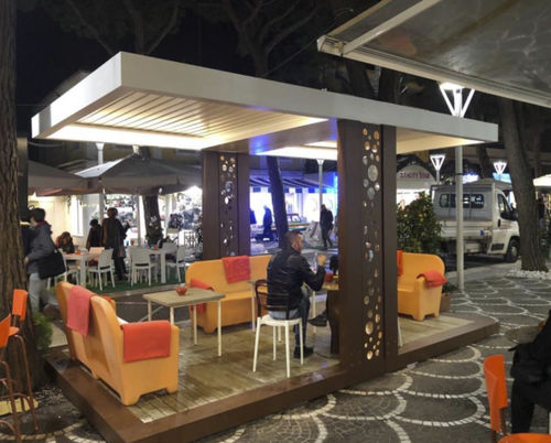 Self-supporting pergola - DEHORS - Unica living design Poland - extruded aluminum / with mobile slats / fabric canopy