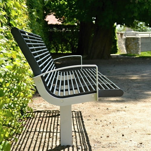 contemporary public bench - STREETPARK s.r.o.