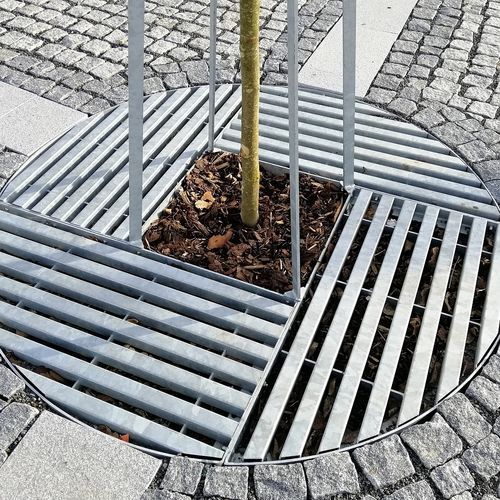 Square tree grate - LUEDA - STREETPARK s.r.o. - round / steel