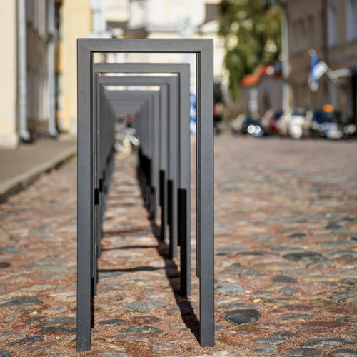 Floor-mounted bike rack - TOMI - STREETPARK s.r.o. - for public space / steel / galvanised steel