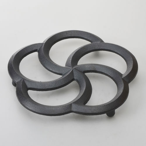 Cast iron trivet - CH-98 - Chushin Kobo Co., Ltd. - other shapes