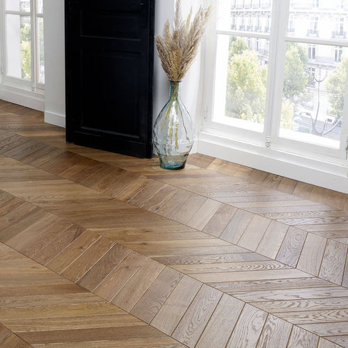 Engineered parquet floor - HERITAGE - Décoplus Parquets - european oak / chevron / oiled