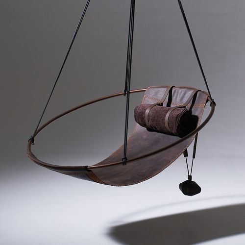 Hanging armchair - SLING OIL TANNED - Studio Stirling - contemporary / leather / steel