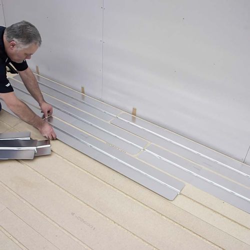 Hot water underfloor heating - TIGNUM  - Uponor - residential / with acoustic insulation