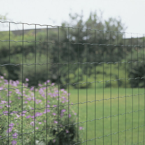 Welded mesh fence - PANTANET LIGHT - Betafence International - garden / galvanised steel / contemporary