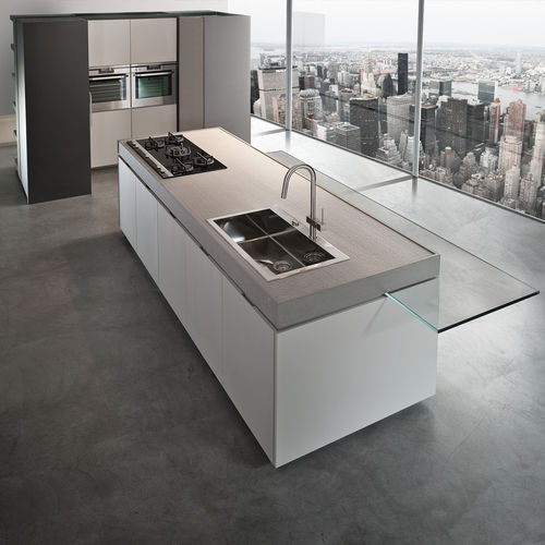 Contemporary kitchen - SOYA  - Tisettanta - wooden / glass / island