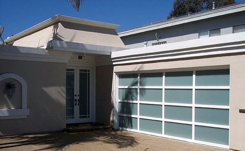 Sectional garage door - 8800 - WAYNE DALTON - aluminum / automatic