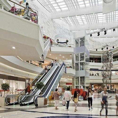 Shopping center escalator - LINK™ MOD - Otis