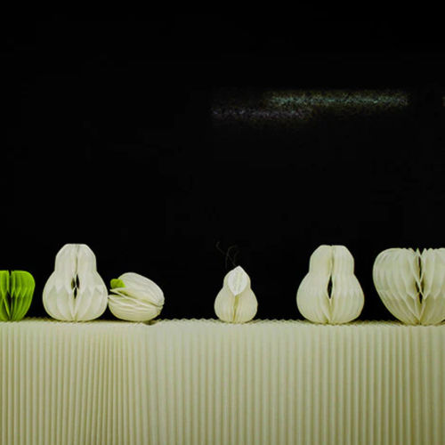 Paper sculpture - HONEYCOMB DROP FRUIT - PROCÉDÉS CHÉNEL INTERNATIONAL - hanging / free-standing / for public building