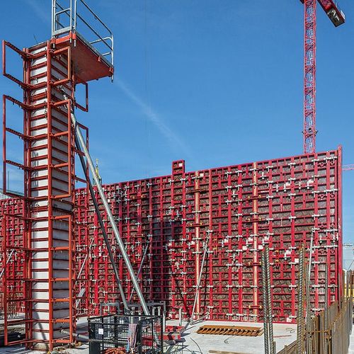 Metal scaffolding - HUMBOLDT FORUM - PERI S.A.S.
