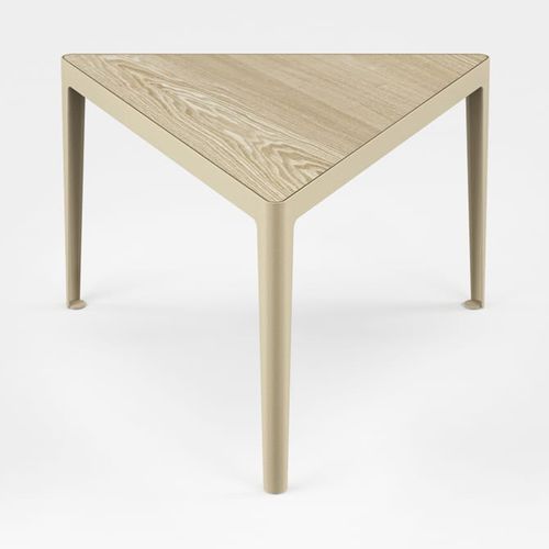 Contemporary table - AZAL - Autoban - oak / metal / triangular