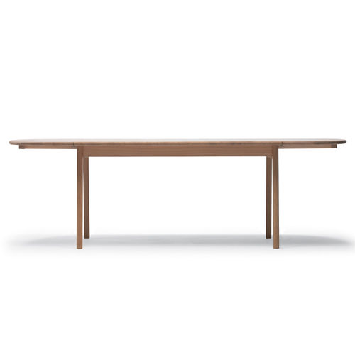 Contemporary table - CH006 - Carl Hansen & Son - wooden / rectangular / by Hans J. Wegner