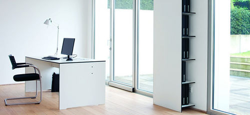 Contemporary desk - RIVA - Conmoto - panel end