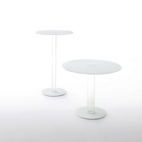 Contemporary bistro table - HUB  - GLAS ITALIA - tempered glass / lacquered glass / round
