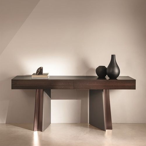 Contemporary side table - MOUTH - LONGHI S.p.a. - marble / metal base / triangular