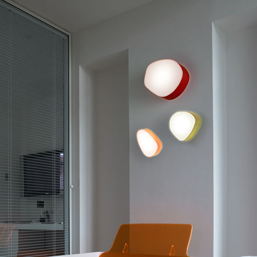 Contemporary wall light - GUIJARROS - Lzf-Lamps - indoor / wooden / acrylic