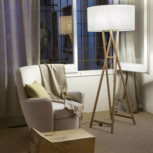 Floor-standing lamp - CALA - Marset Iluminacion - oak / polyester / contemporary