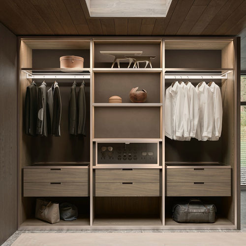 Corner walk-in wardrobe - GLISS MASTER - Molteni&C - modular / sliding / contemporary