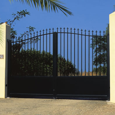 Swing gate - TRADITION : KETMIE - Horizal - aluminum / bar / motorized