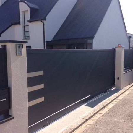 Swing gate - DÉCORS : SENSO - Horizal - sliding / aluminum / stainless steel